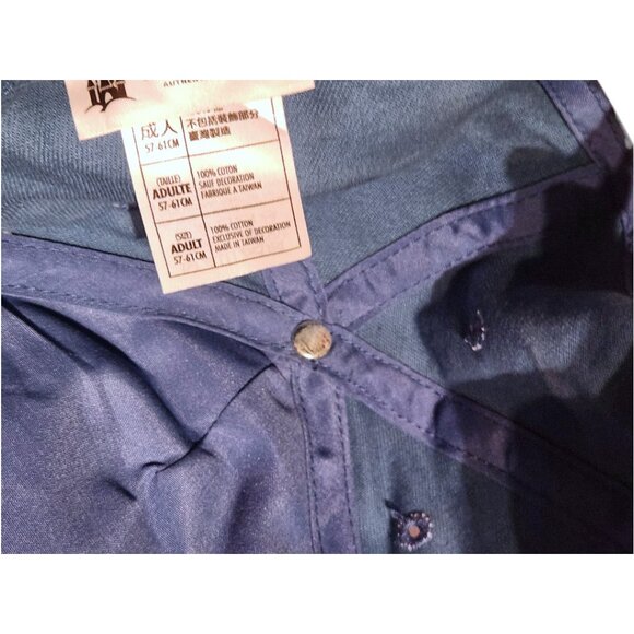 Disneyland Resort Blue Baseball Cape With Compass Embroidery - Picture 7 of 9